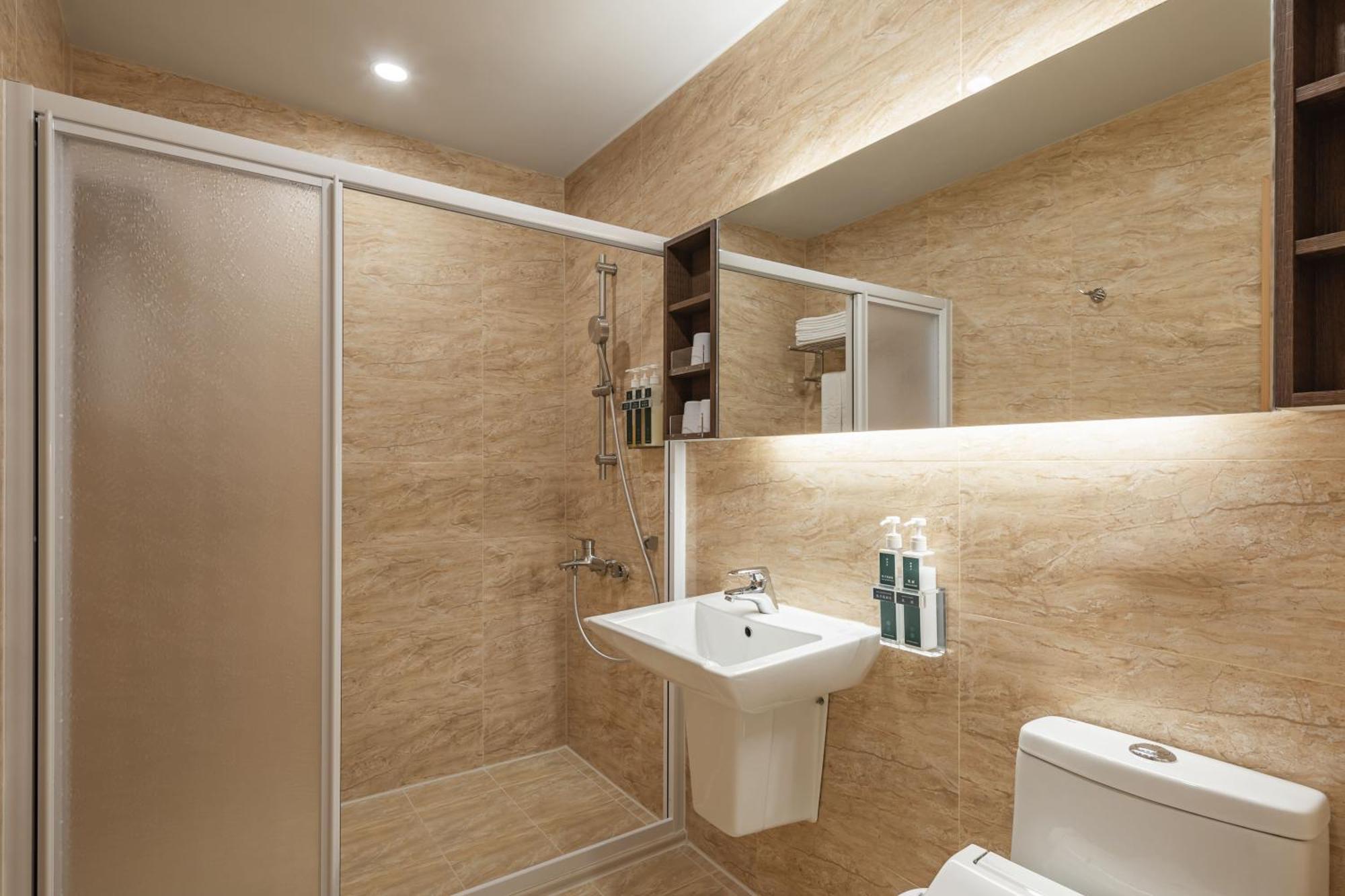 Kindness Hotel - Kaohsiung Main Station Phòng bức ảnh