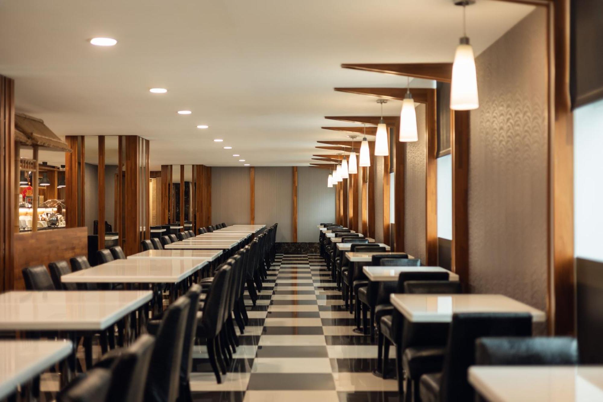Kindness Hotel - Kaohsiung Main Station Ngoại thất bức ảnh
