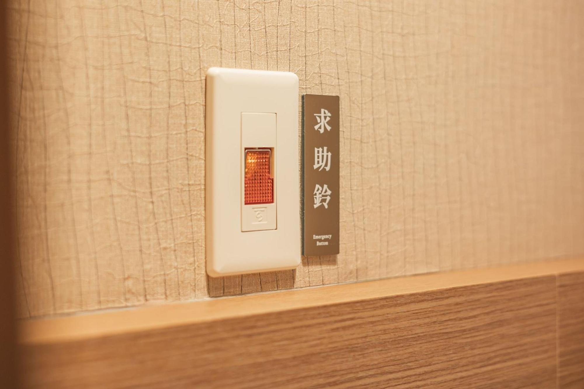 Kindness Hotel - Kaohsiung Main Station Phòng bức ảnh