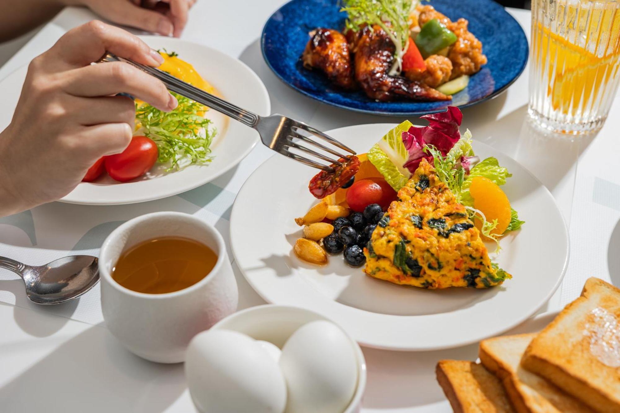 Kindness Hotel - Kaohsiung Main Station Ngoại thất bức ảnh