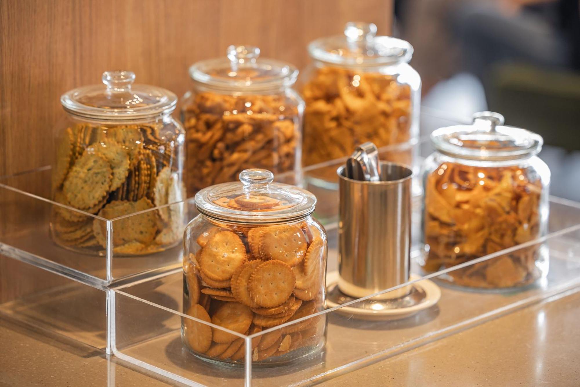 Kindness Hotel - Kaohsiung Main Station Ngoại thất bức ảnh